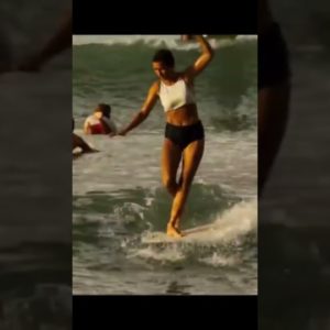 REPENTE, with Maria Carbonell | Surfing on longboard