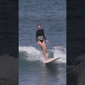 Heidi Winding Through Batu Bolong  #surfingbali #surf #surfingindonesia