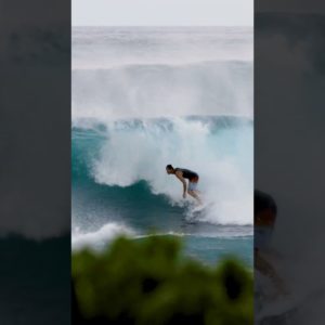 Jordy Smith out of his comfort zone at Haleiwa