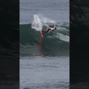 Saho Slashing Clean Keramas #surfing #balisurf #surfers