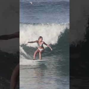 Kayla Gets A Clean One At Echo Beach #surfing #surfingbali #surfers